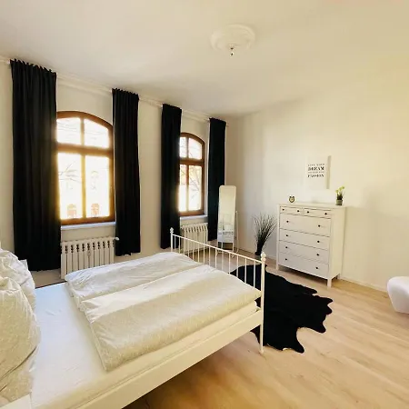 Yourfavoritebed Designerapartments Zwickau Zentrum Exterior photo